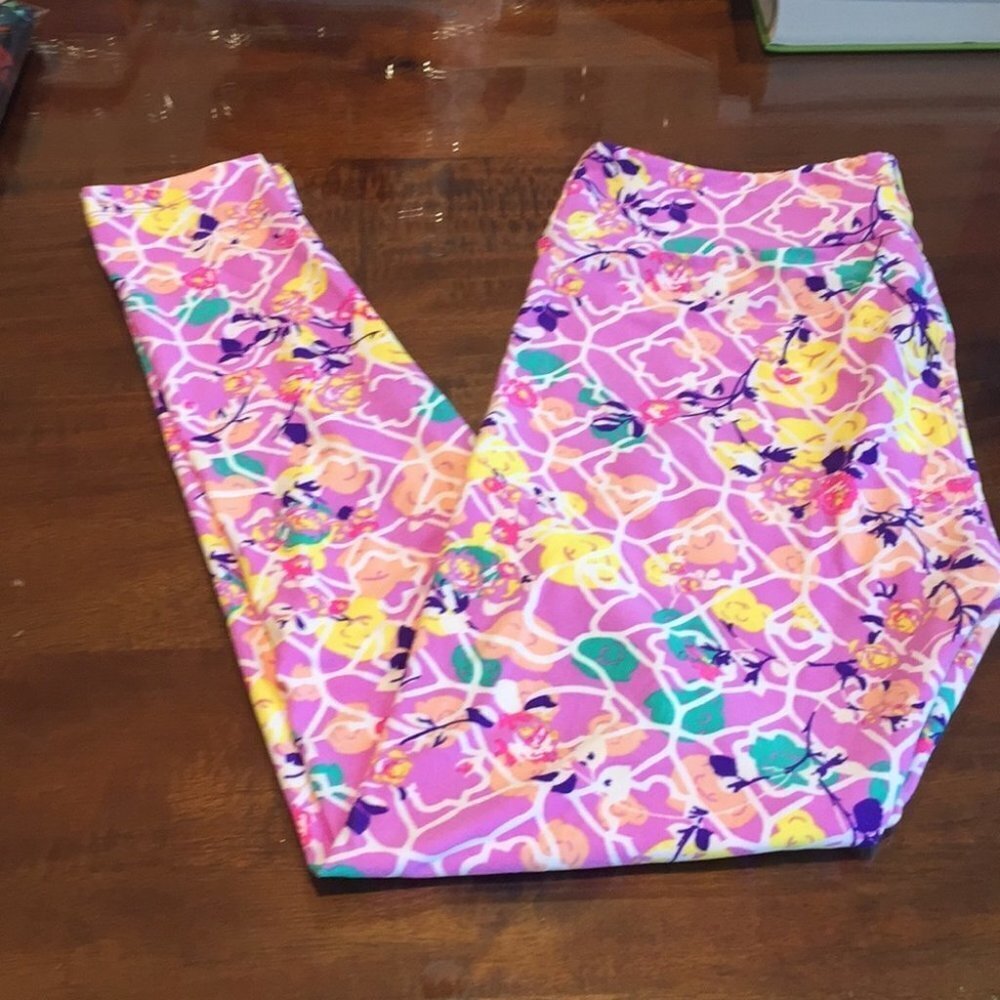 TC NWOT LuLaRoe Leggings C06 20